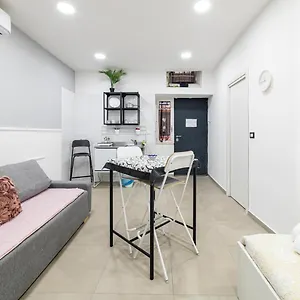Many House Apartament