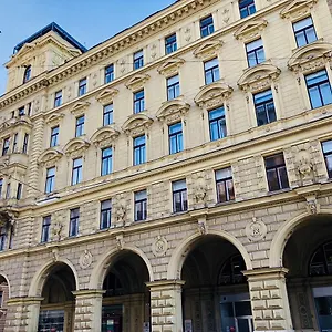 Kh Universitaet , Viena Austria